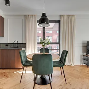 Appartement Doki Living By Blue Mandarin Parking & Foodhall, Gdańsk